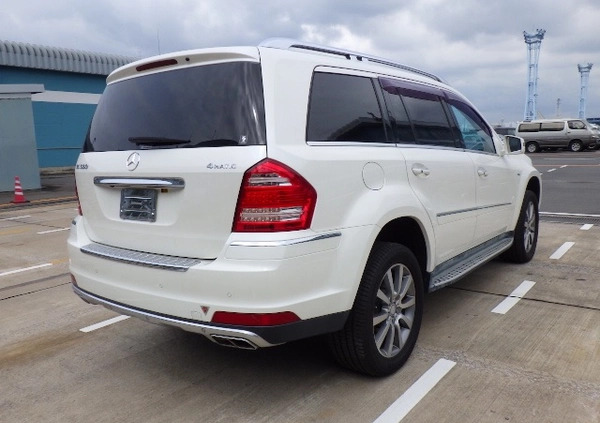 Mercedes-Benz GL cena 129900 przebieg: 66900, rok produkcji 2012 z Piaseczno małe 742
